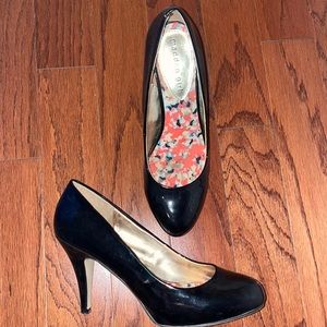 Madden Girl Black Pump Heel size 8